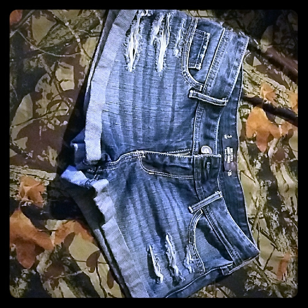 Hollister lowrise shorts